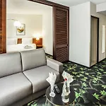 Mercure Impérial Hotel 4*