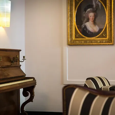 卢尔德帝国美居酒店 酒店