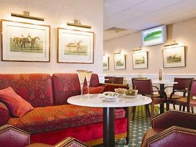 Mercure Impérial Hotel 4*
