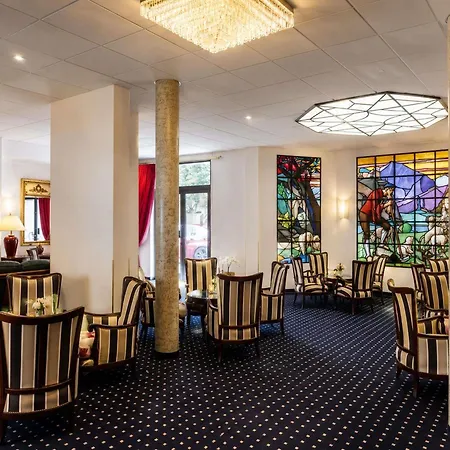 Mercure Imperial 4* لورد