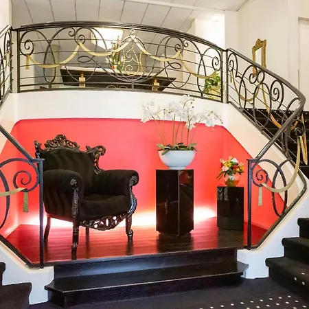 Mercure Imperial Hotel 4*